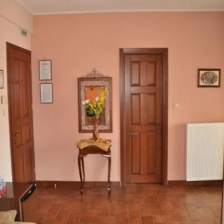 Megdovas Hotel Kalívia